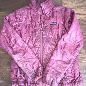Patagonia puff jacket